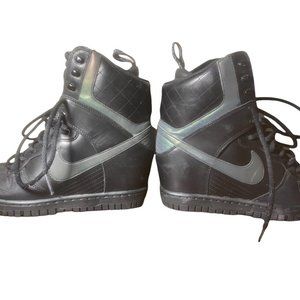 Nike Wedge